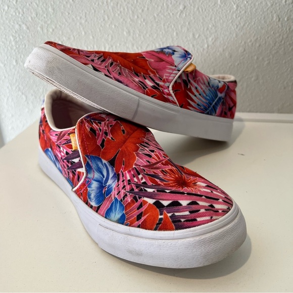 Nike Women’s Court Royale Leser Floral Print Slip On Shoes Sneakers Size 10 EUC - Picture 3 of 9